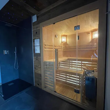 아파트 The Hideaway